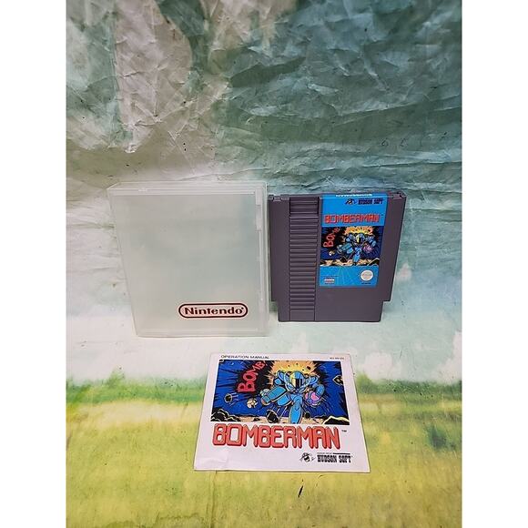 Bomberman (Nintendo NES, 1988) Cartridge with Manual & dust cover.